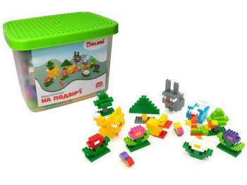 Конструктор Во дворе. TM Doloni Toys 013888-39. 234 детали.