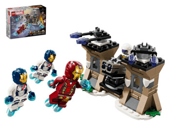 Конструктор LEGO Marvel Железный Человек и Железный легион против солдата Гидры, 135 деталей