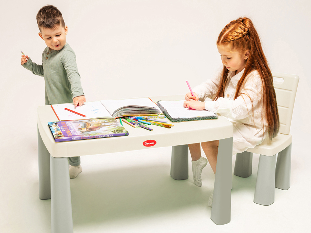 Стол детский с комплектом Аэрохоккея. Doloni Toys 04580/11