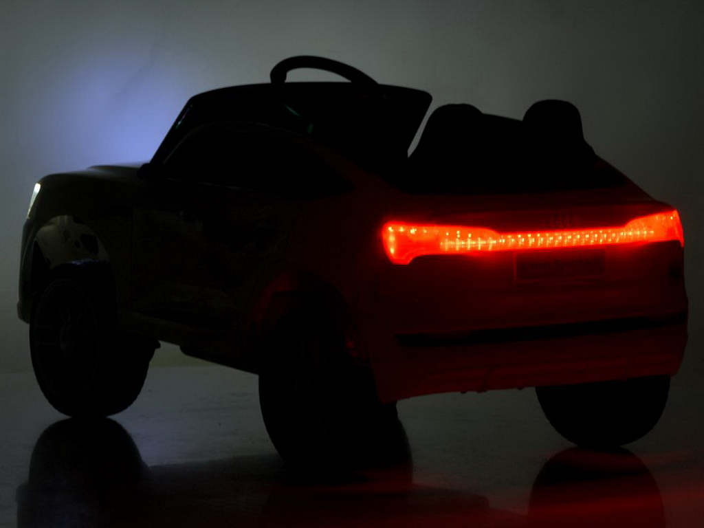 Електромобіль Audi радіокерований M 6133EBLR-1, 4х45W, 1х12V/10AH, USB, MP3, EVA колеса, Bluetooth