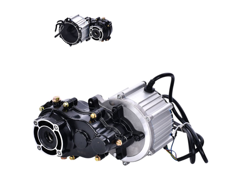 Редуктор у зборі з мотором M 6151-GEAR BOX до машини