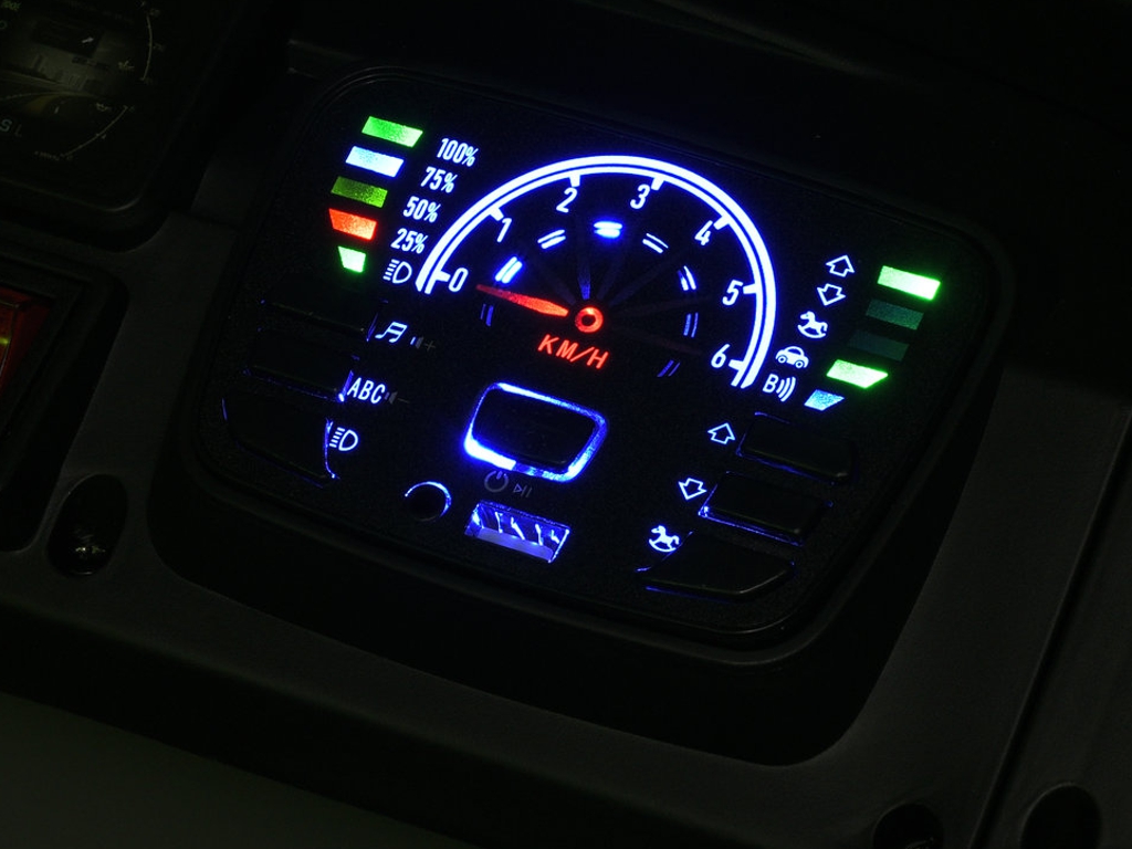 Електромобіль Джип M 6380EBLR-11(24V), р/к2,4G, 1х24V/8AH, 4х45W, MP3, USB, TF, Bluetooth, EVA