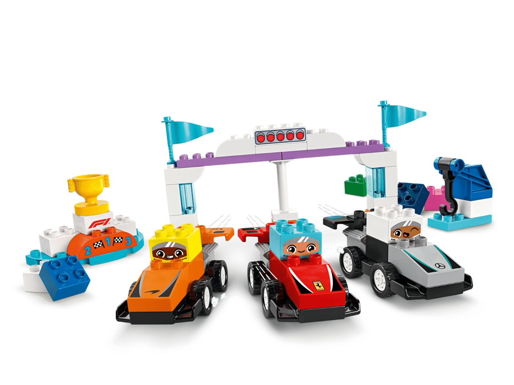 Конструктор LEGO DUPLO Town Автомобілі для перегонів і пілоти команди Формули-1, 70 деталей