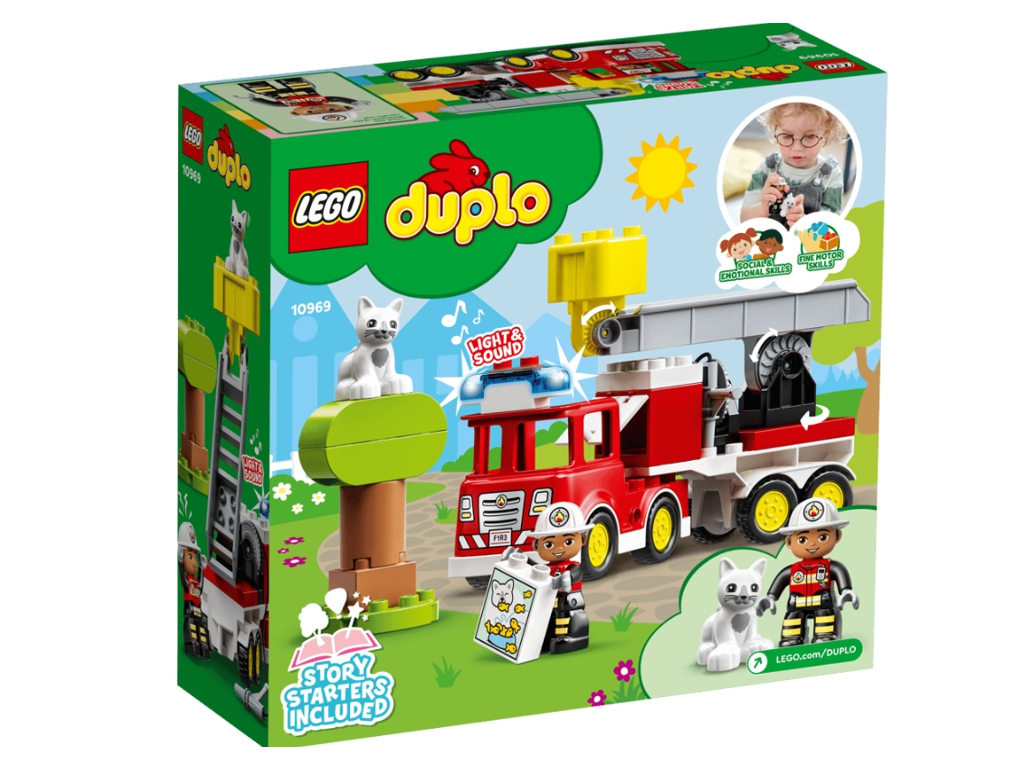 Конструктор LEGO DUPLO Town Пожарная машина со шлангом и пожарным, 28 деталей