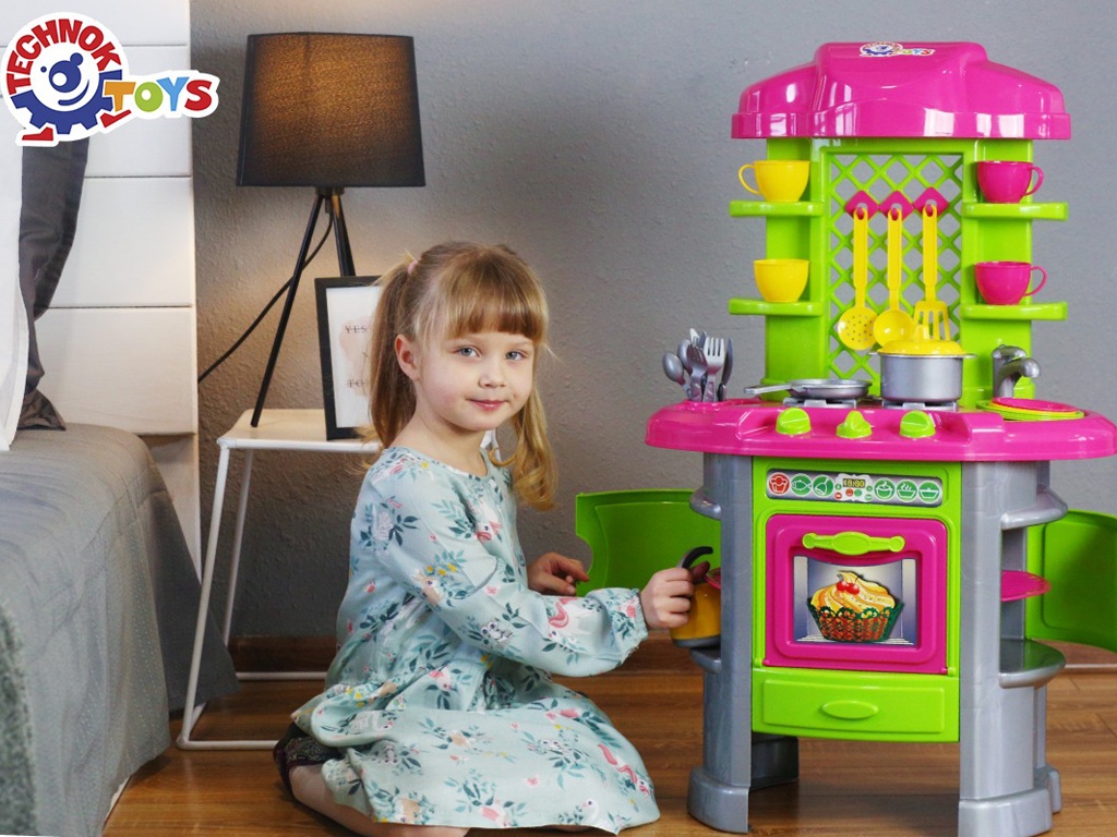 Кухня игровая с плитой и мойкой №8, 81 см, 33 предмета, Технок