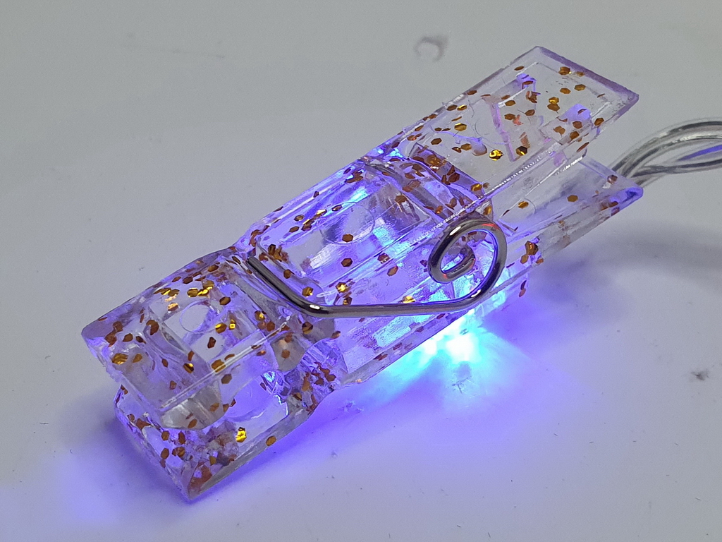 Гірлянда світлодіодна Прищіпки 3м кольорова 20led, 2AA, R96133-C
