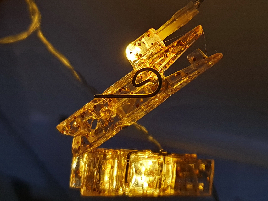 Гірлянда світлодіодна Прищіпки 3м жовта 20led, 2AA, R96133-Y