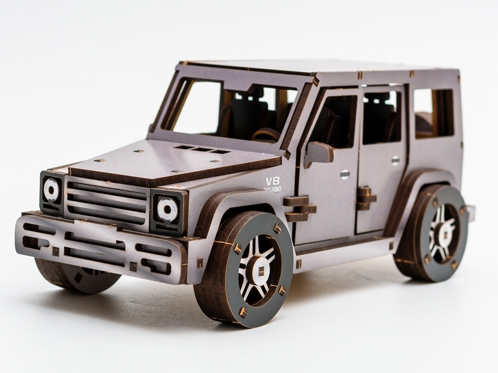 Деревянный 3D конструктор Gelandewagen, 109 деталей, PuzzleOK Puz-26914