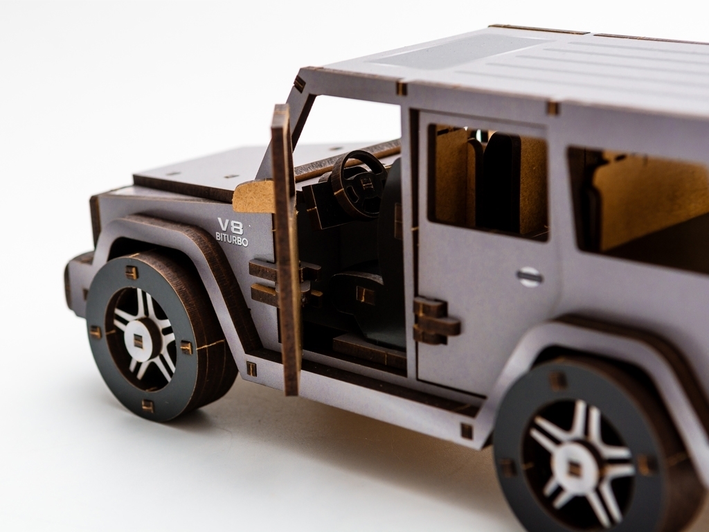 Деревянный 3D конструктор Gelandewagen, 109 деталей, PuzzleOK Puz-26914