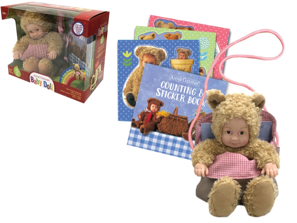 Кукла Маленький медвежонок 21071AG 23 см, с сумкой и стикерами, Anne Geddes