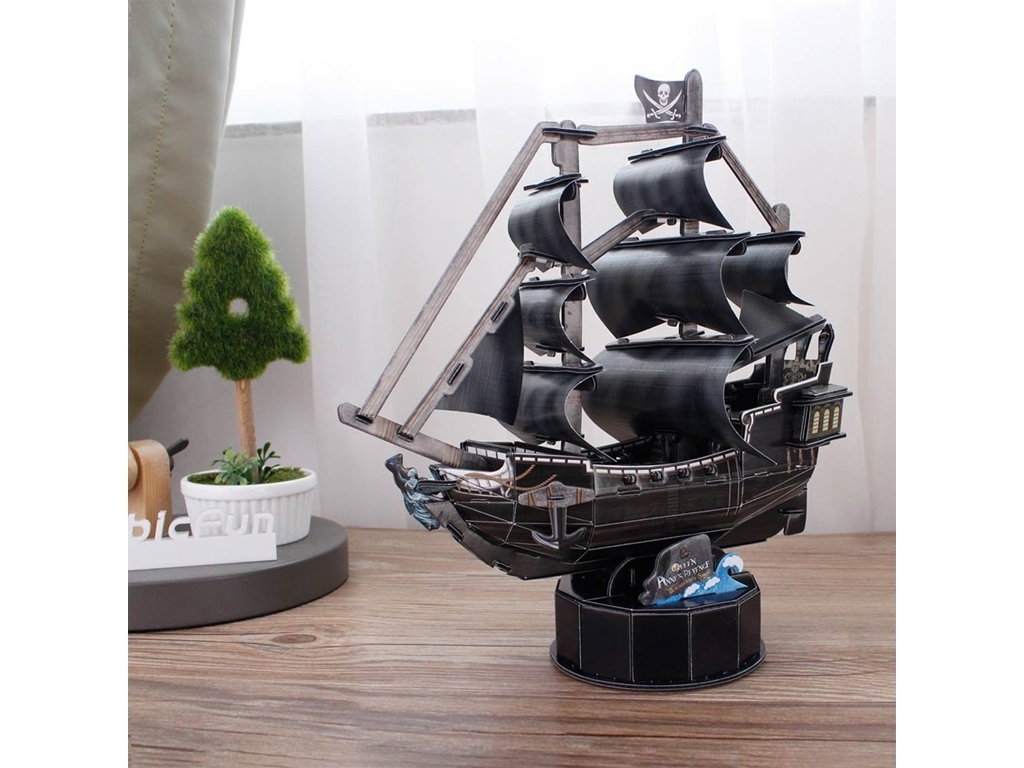 3D пазл конструктор Queen Anne's Revenge корабль, 67.7 см, объемная модель, Cubic Fun